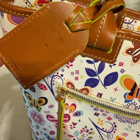 Disney Epcot Flower & Garden Festival 2019 Tote and Wallet Dooney & Bourke - Picture 11 of 15
